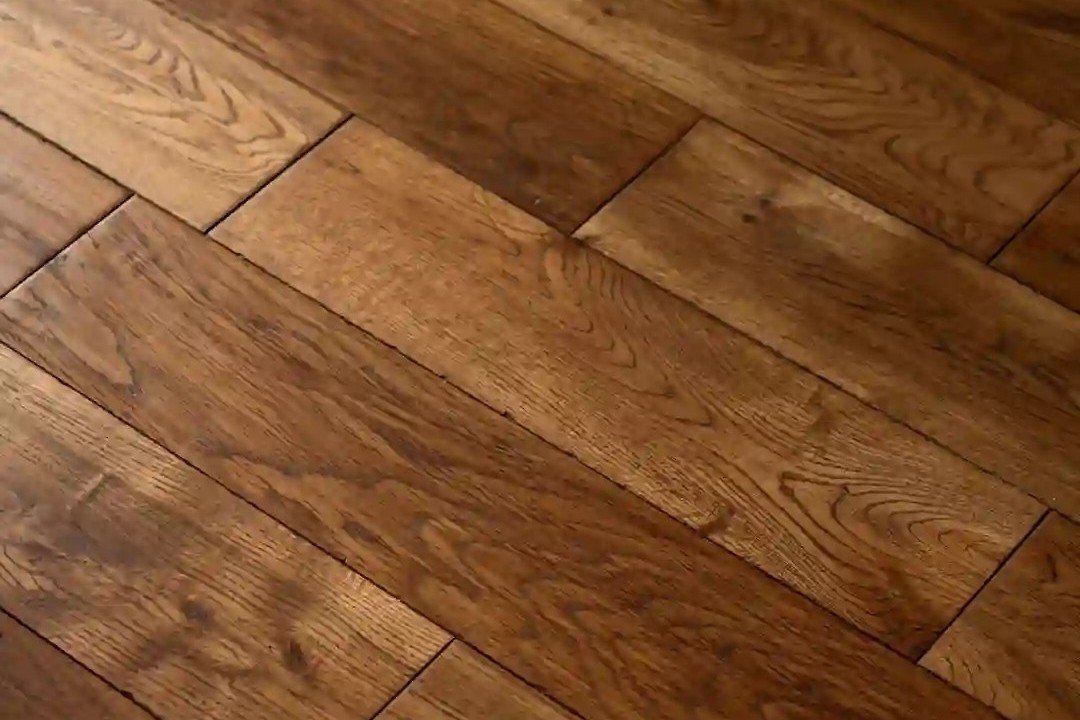 Grindų valymas, vaškavimas ir impregnavimas 